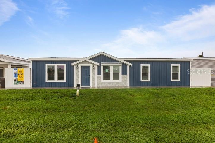 Details for 24045 Fox Road, ASTOR, FL 32102