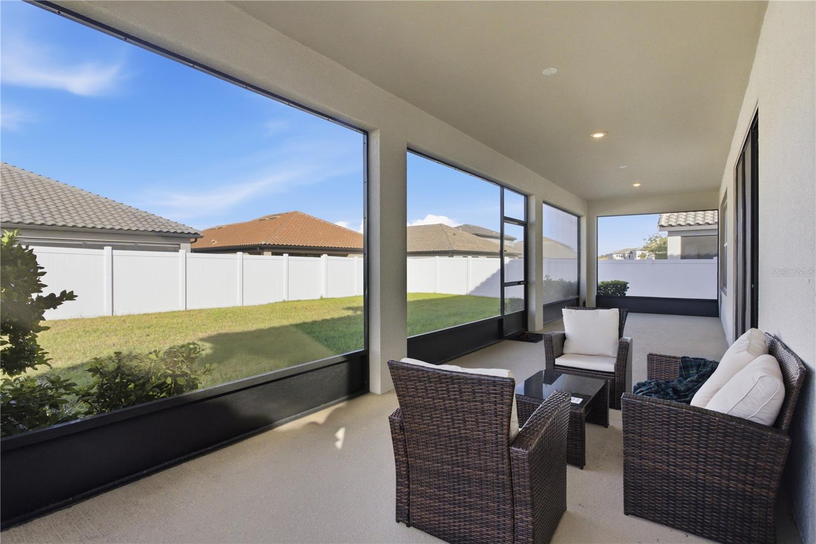 Image 27 of 40 For 1940 Goblet Cove Street