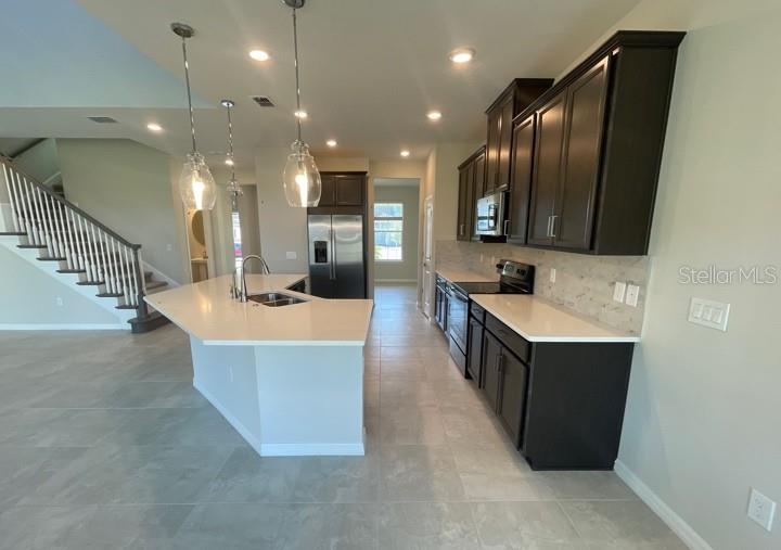 Image 6 of 9 For 1940 Goblet Cove Street