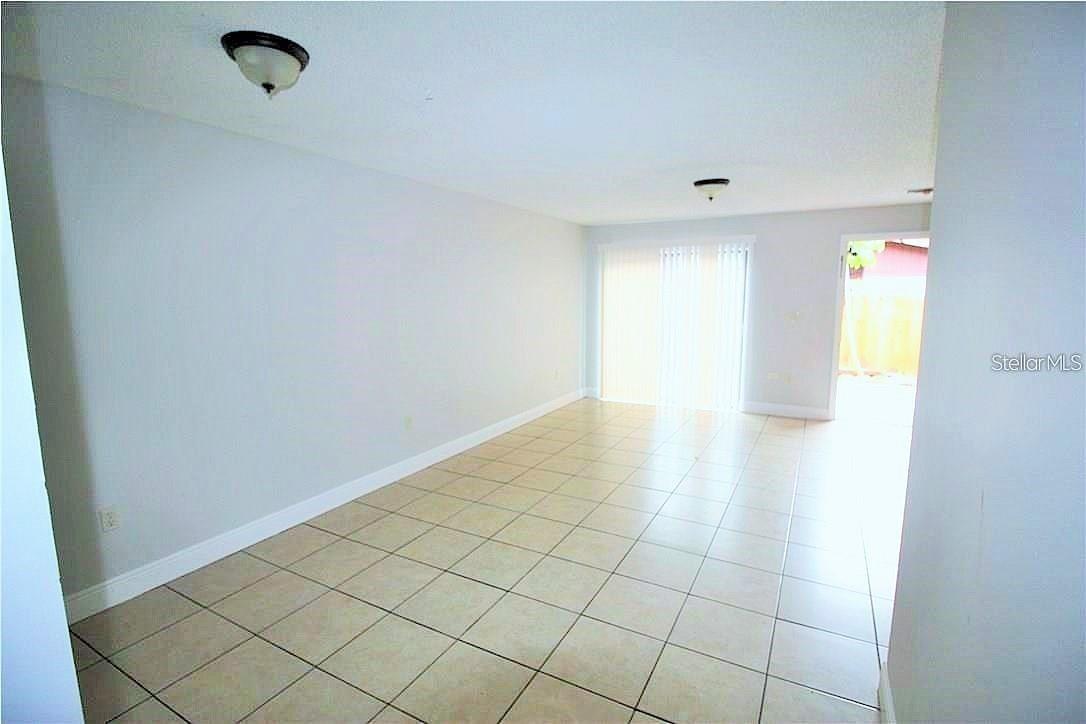 Image 4 of 11 For 4108 Spitfire Avenue