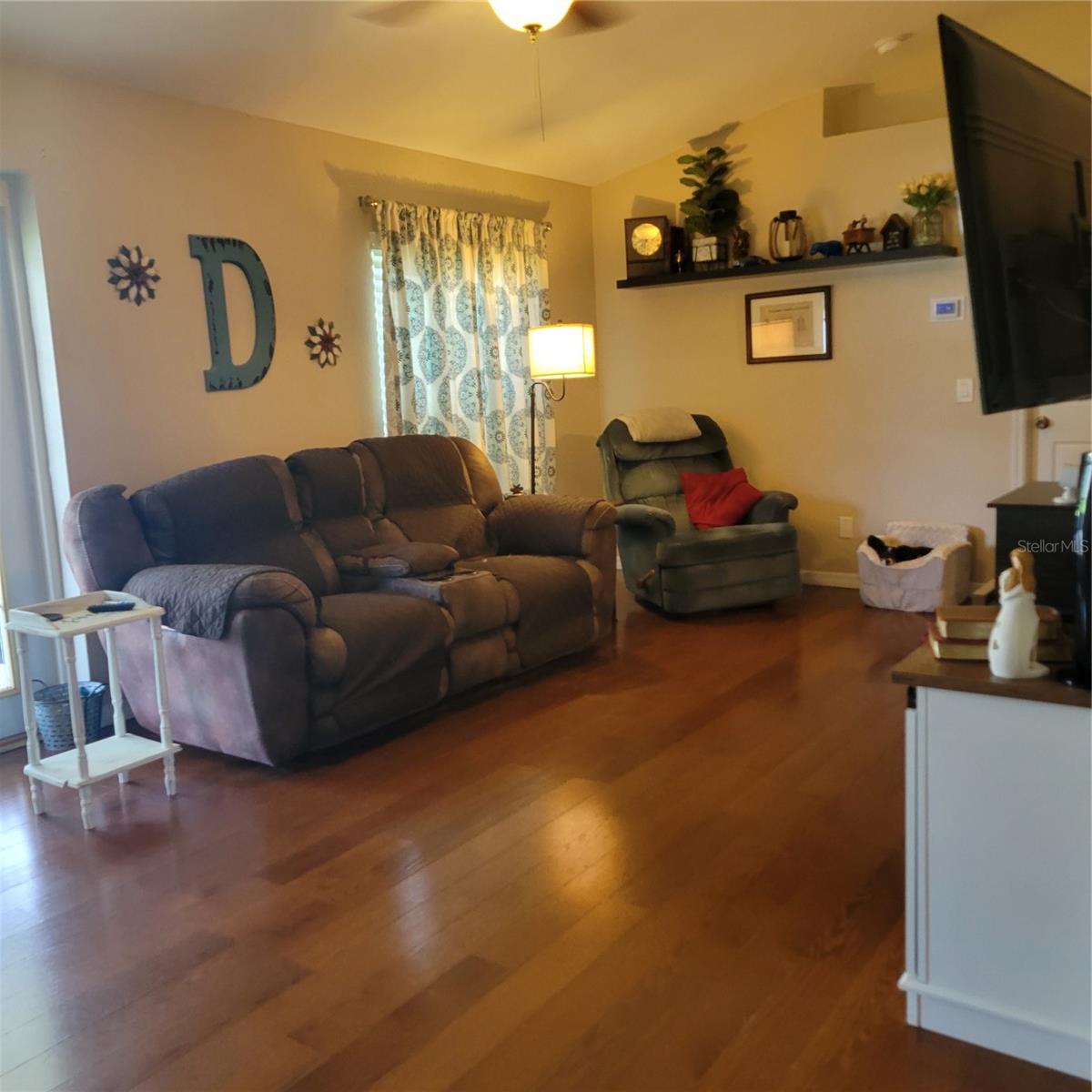 Image 3 of 18 For 2514 Timbercreek Loop E