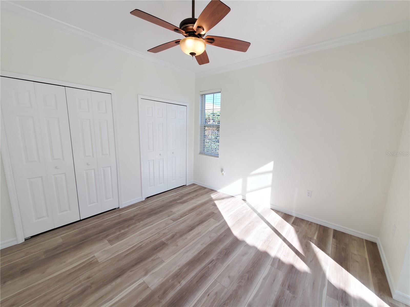 Image 19 of 33 For 5262 Far Oak Circle