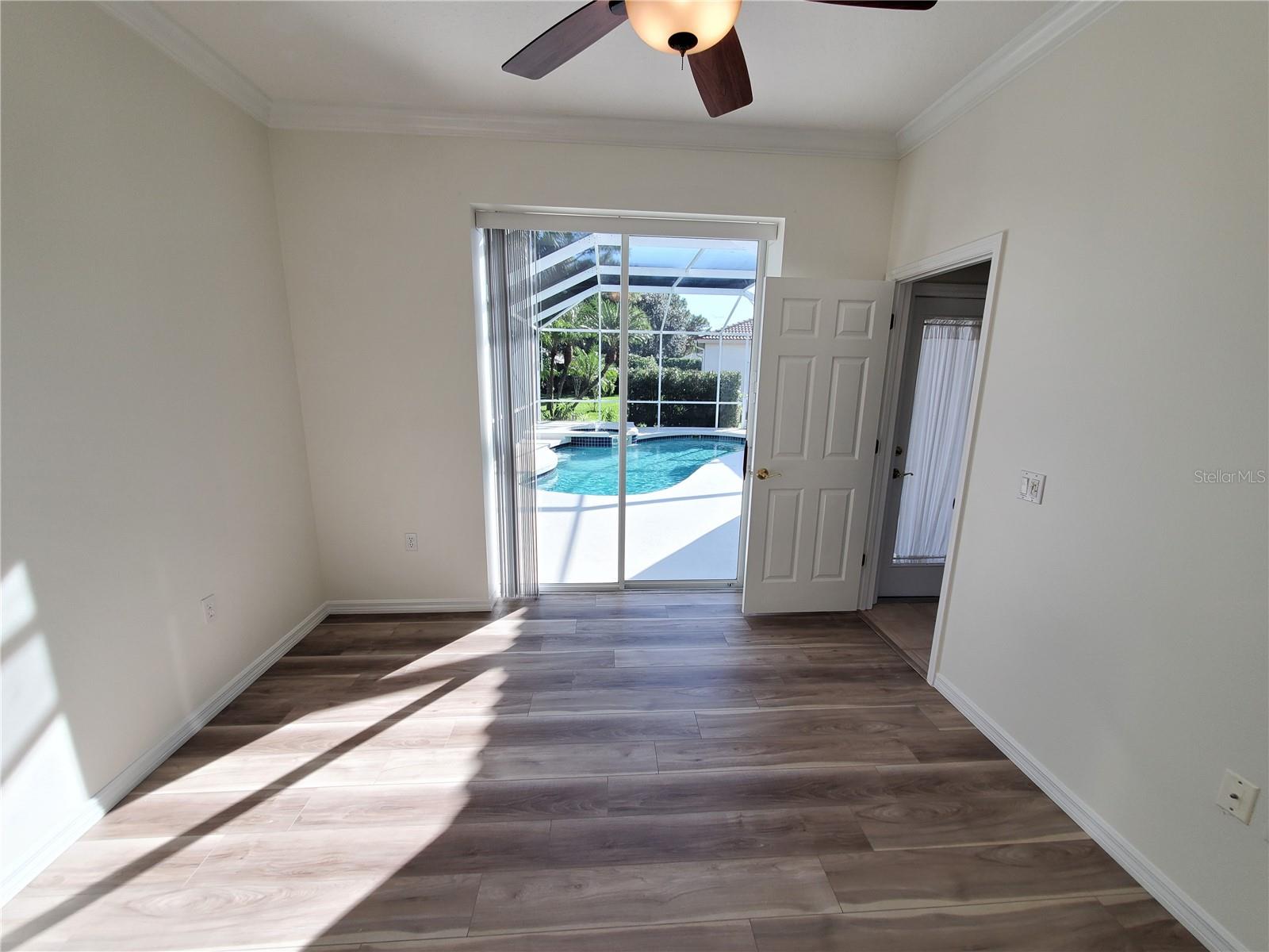 Image 20 of 33 For 5262 Far Oak Circle