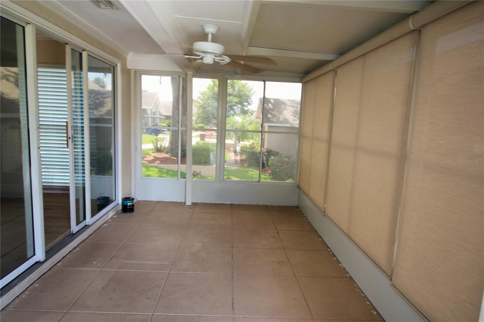 Image 21 of 27 For 1098 Villa Lane S