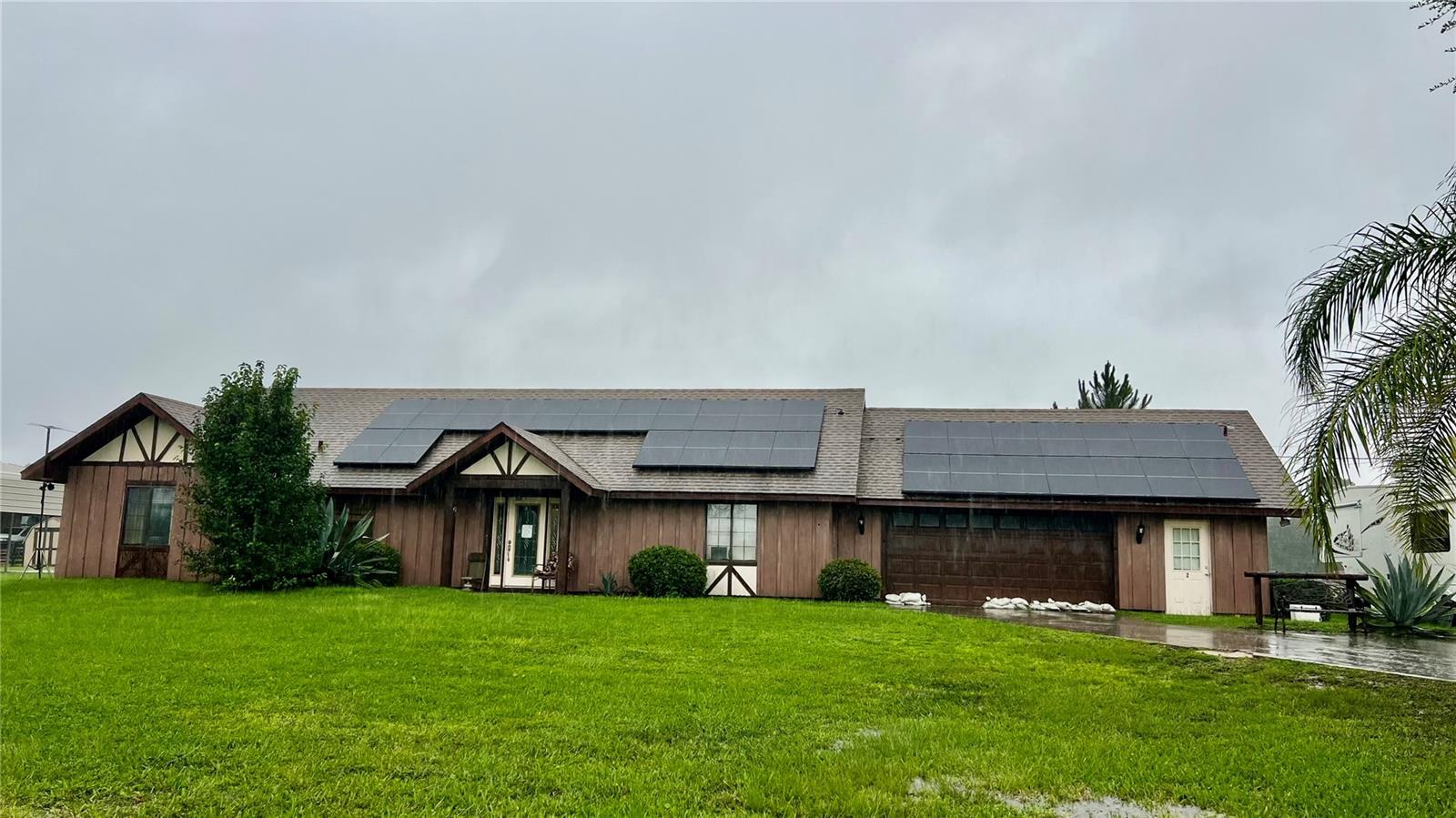 Details for 1350 Red Colt Court, ASTOR, FL 32102