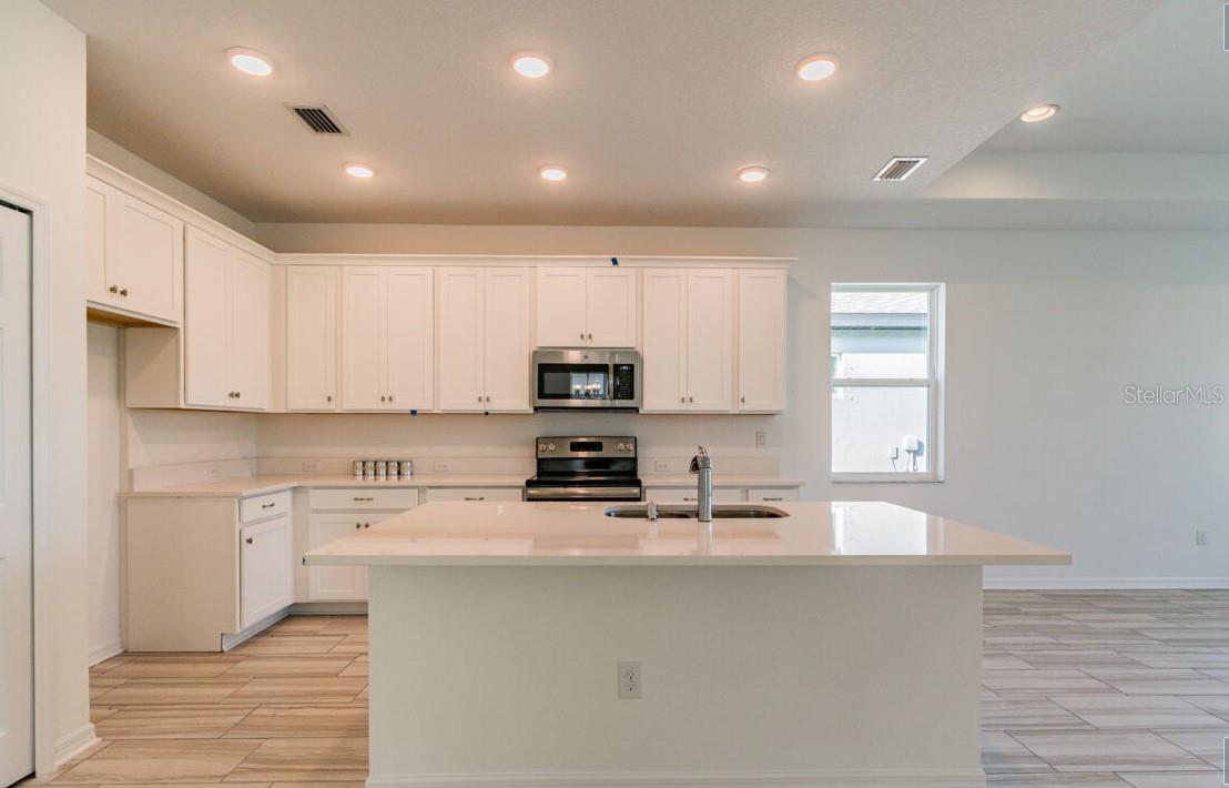 Image 4 of 10 For 2070 Sunset Preserve Way