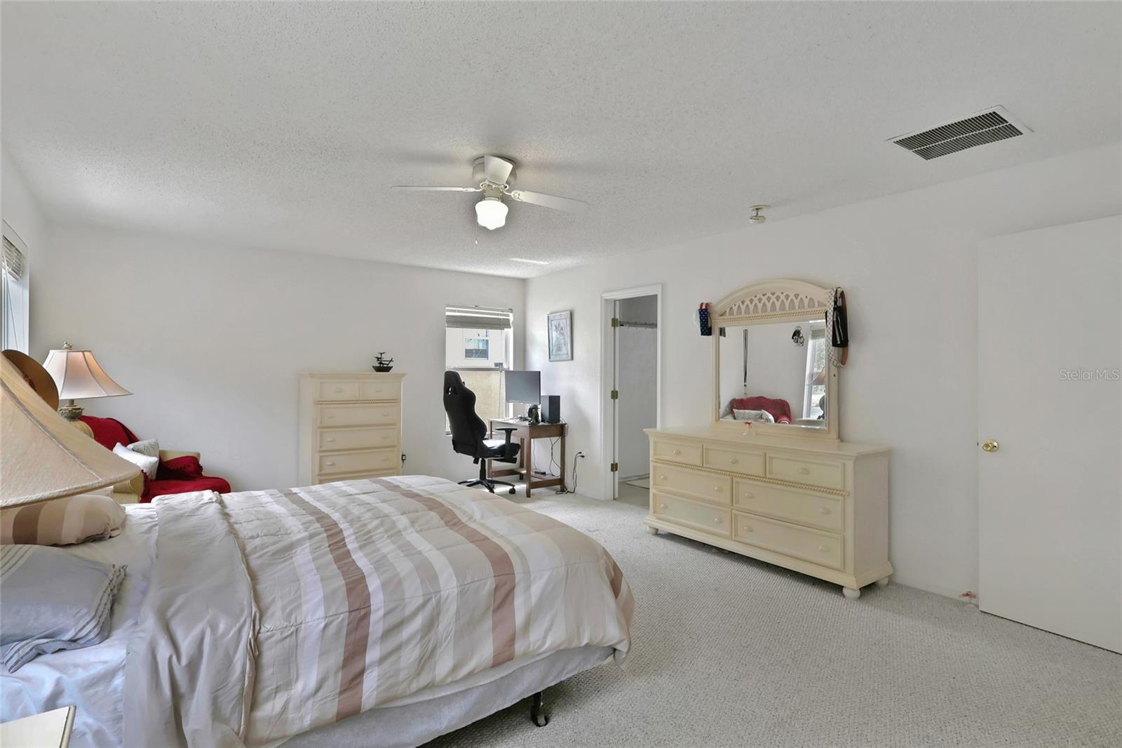 Image 34 of 41 For 16816 Rising Star Drive