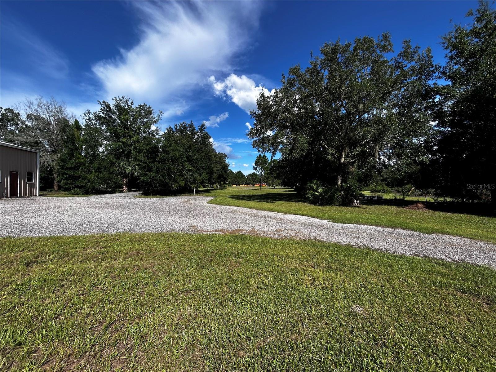 Image 14 of 27 For 15401 Co Rd 450