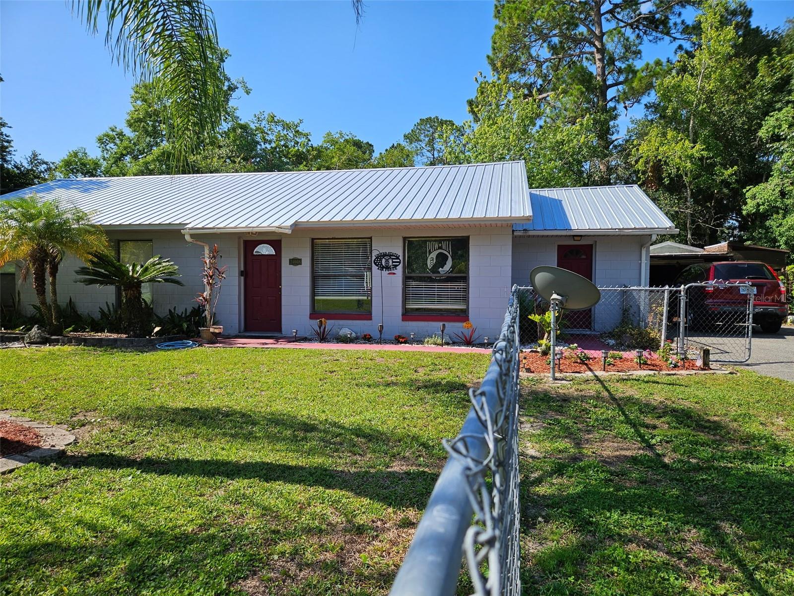 Image 5 of 28 For 24008 Ermine Road