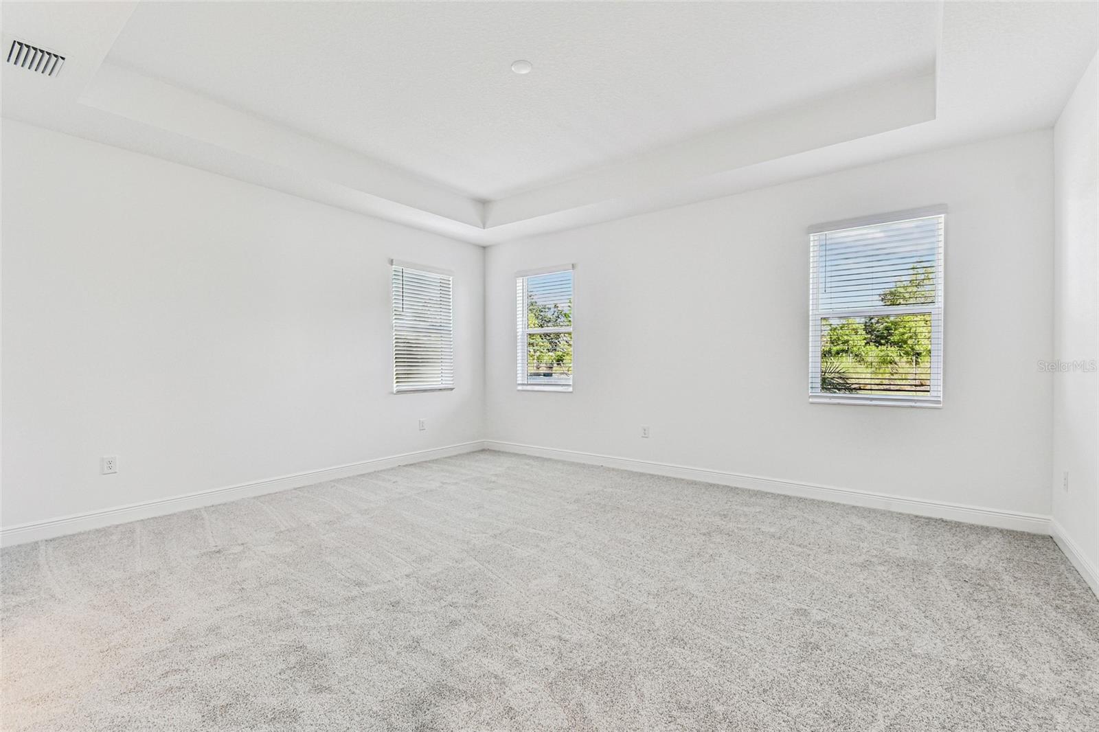 Listing photo id 27 for 7578 Seahawk Avenue