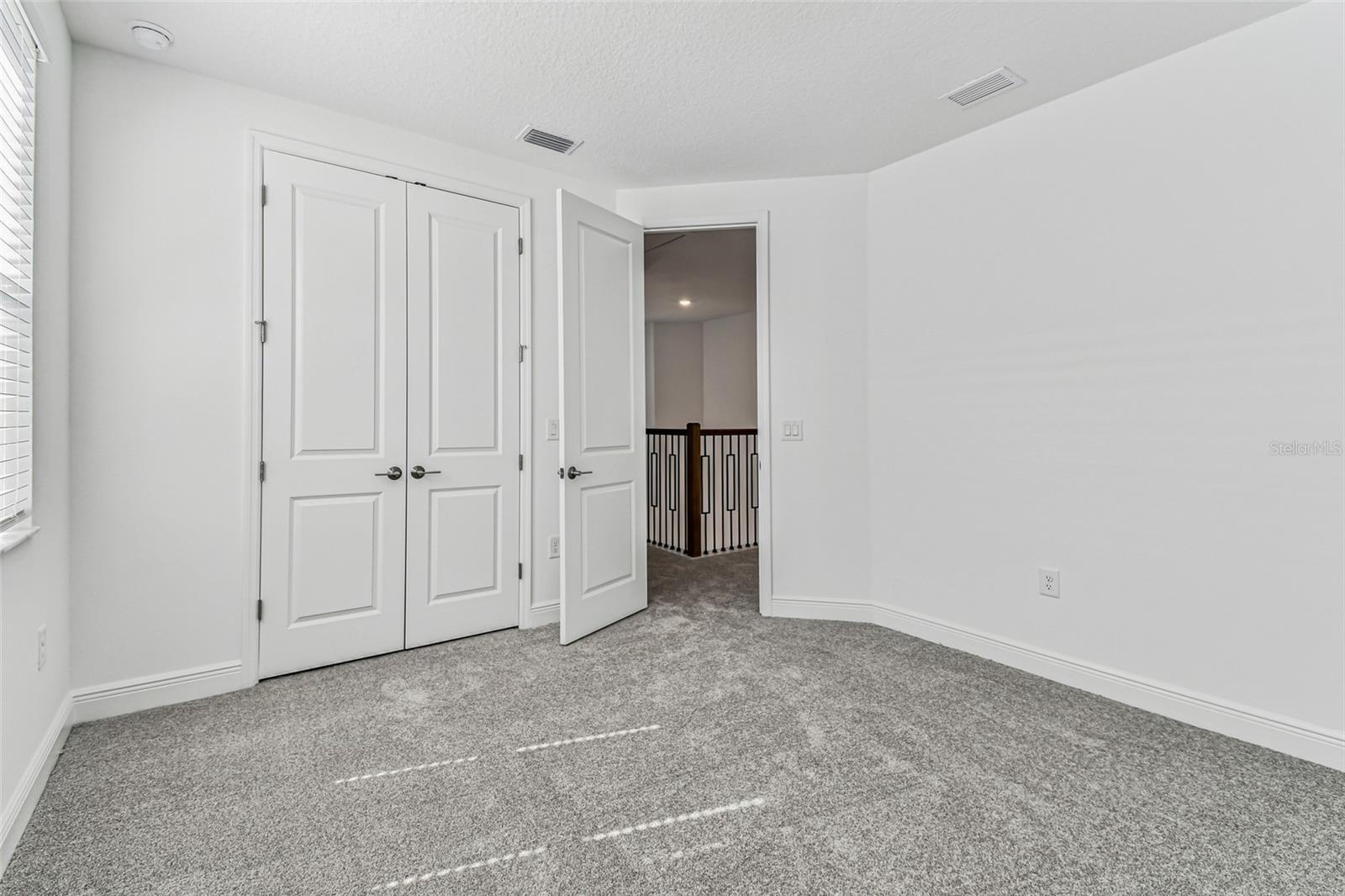 Listing photo id 36 for 7578 Seahawk Avenue