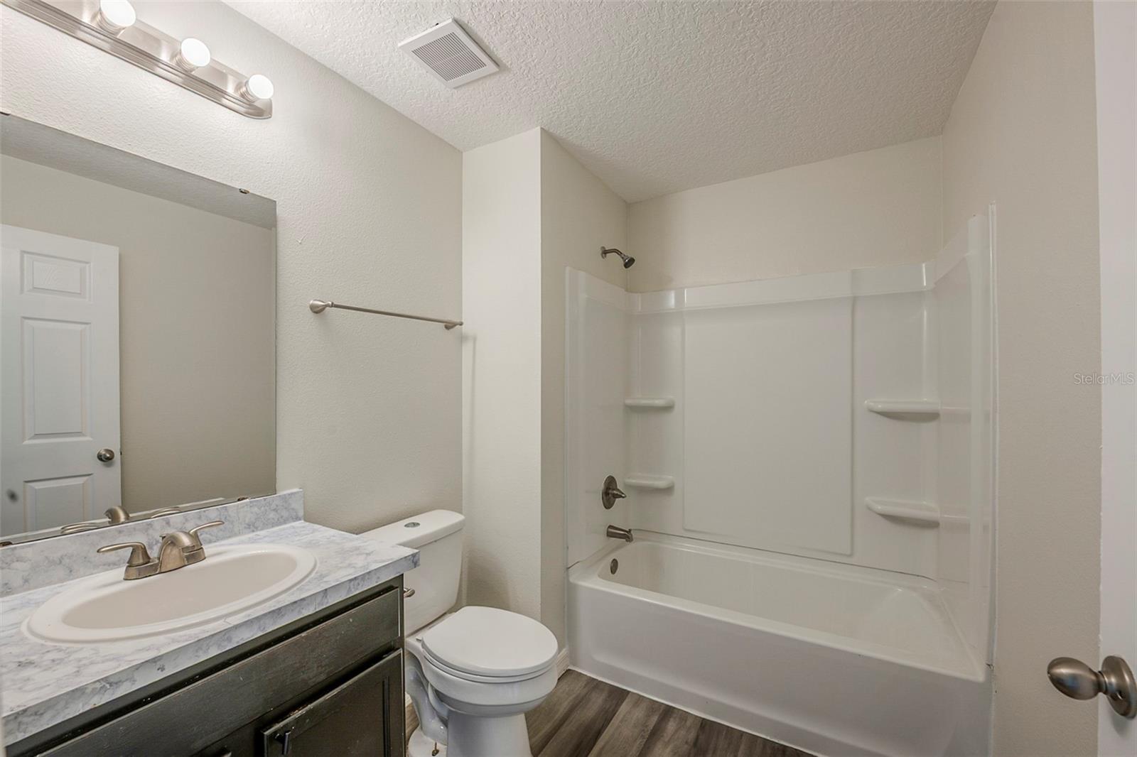 Image 17 of 40 For 113 13th Street