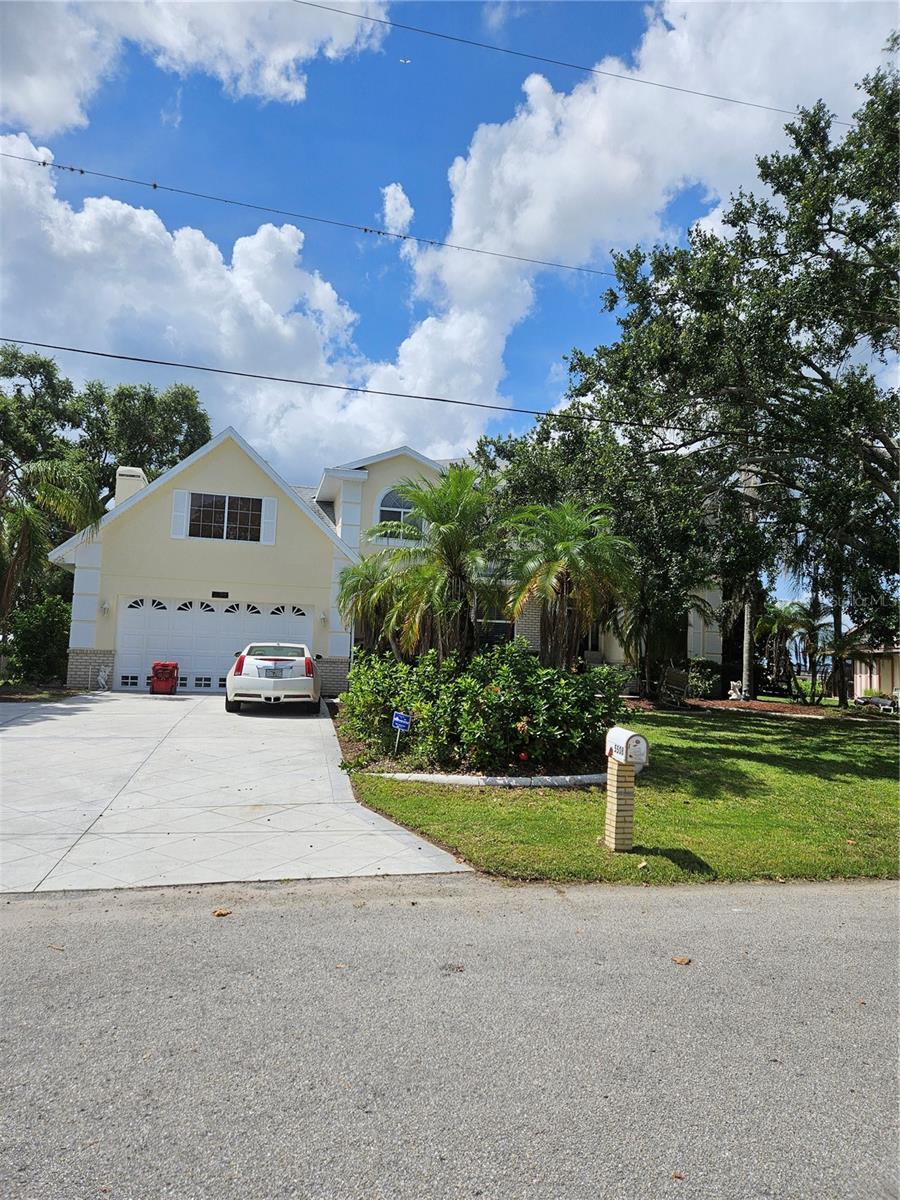 Image 11 of 15 For 5508 40th Avenue E