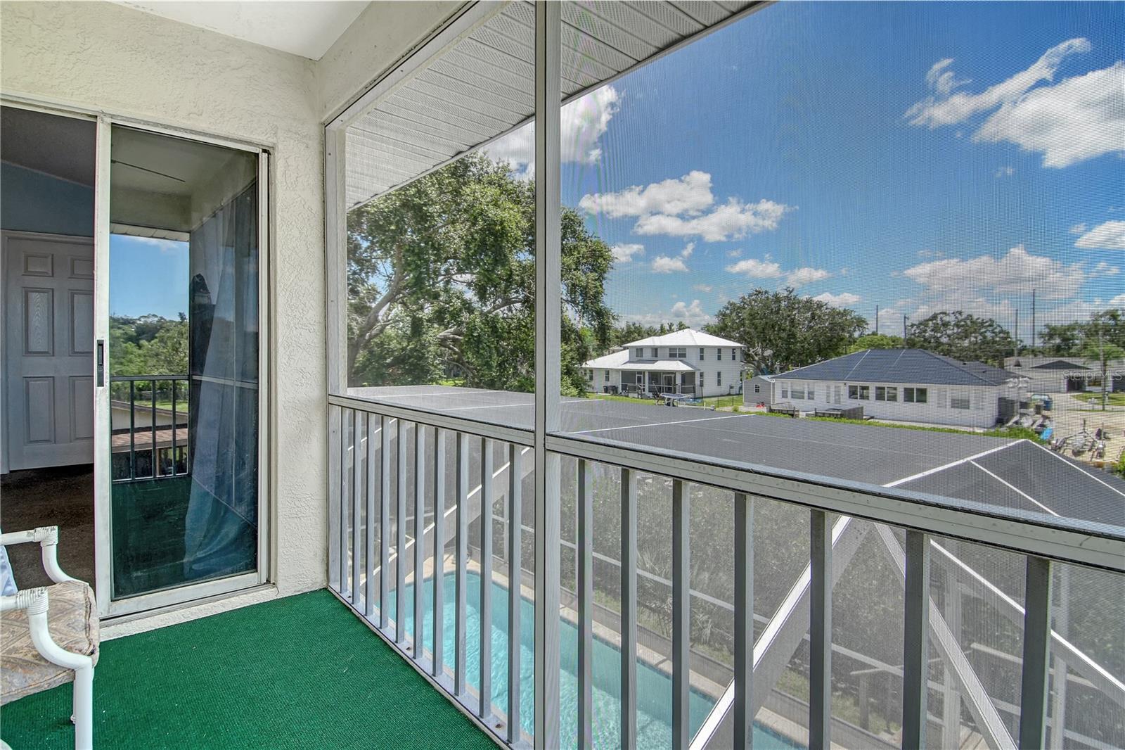 Image 42 of 75 For 5508 40th Avenue E