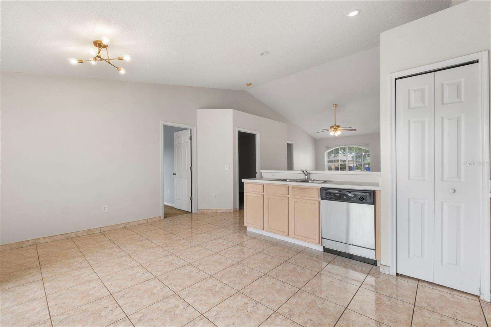 Image 17 of 25 For 4240 Settlers Court