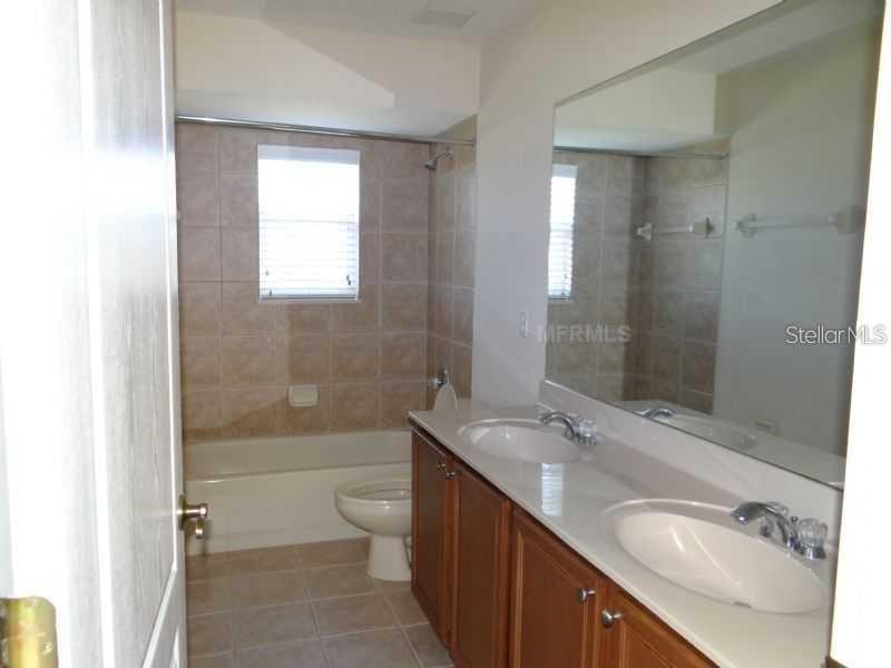 Image 5 of 11 For 3176 Farland Drive
