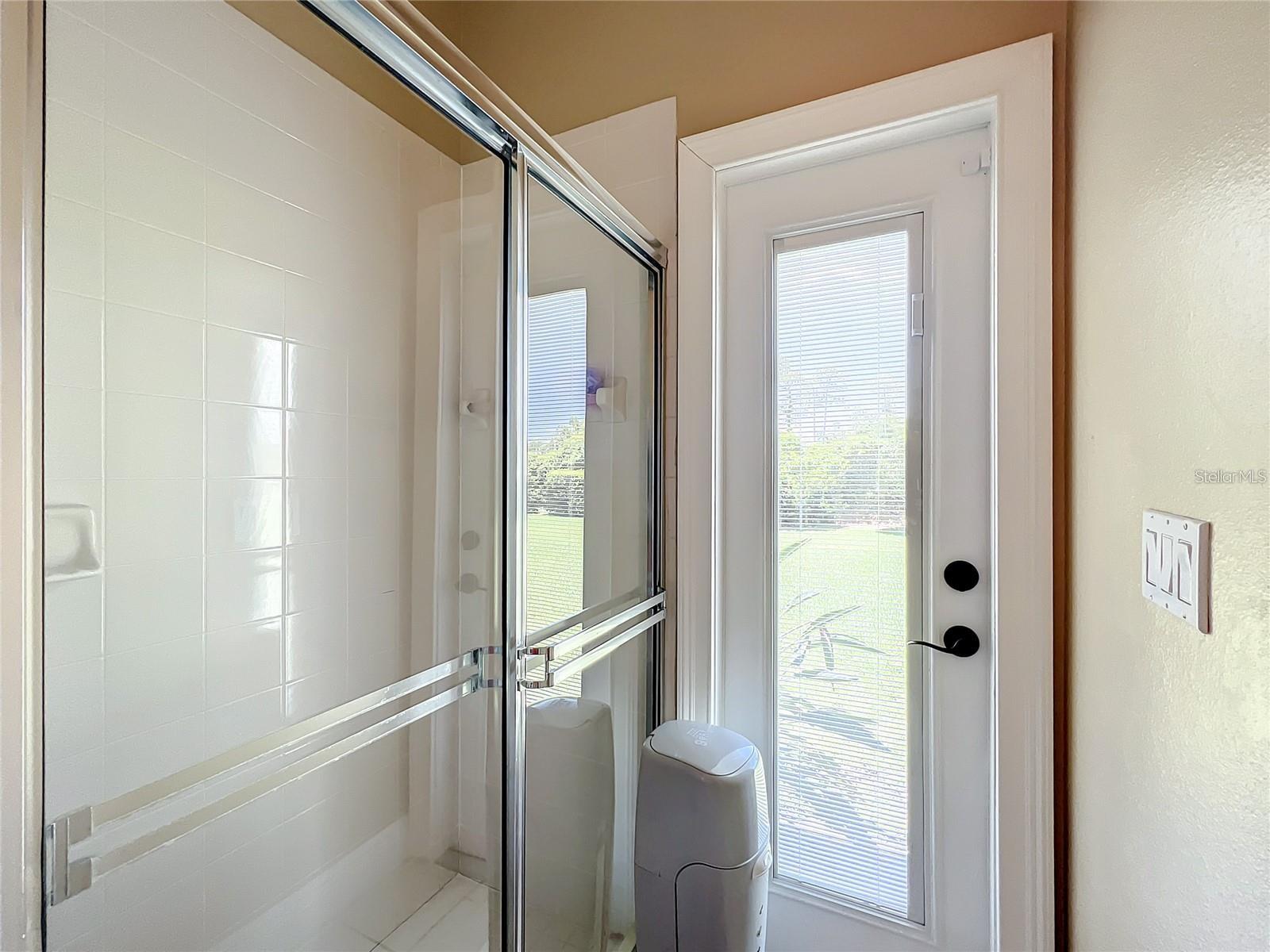 Image 13 of 19 For 709 Broadoak Loop