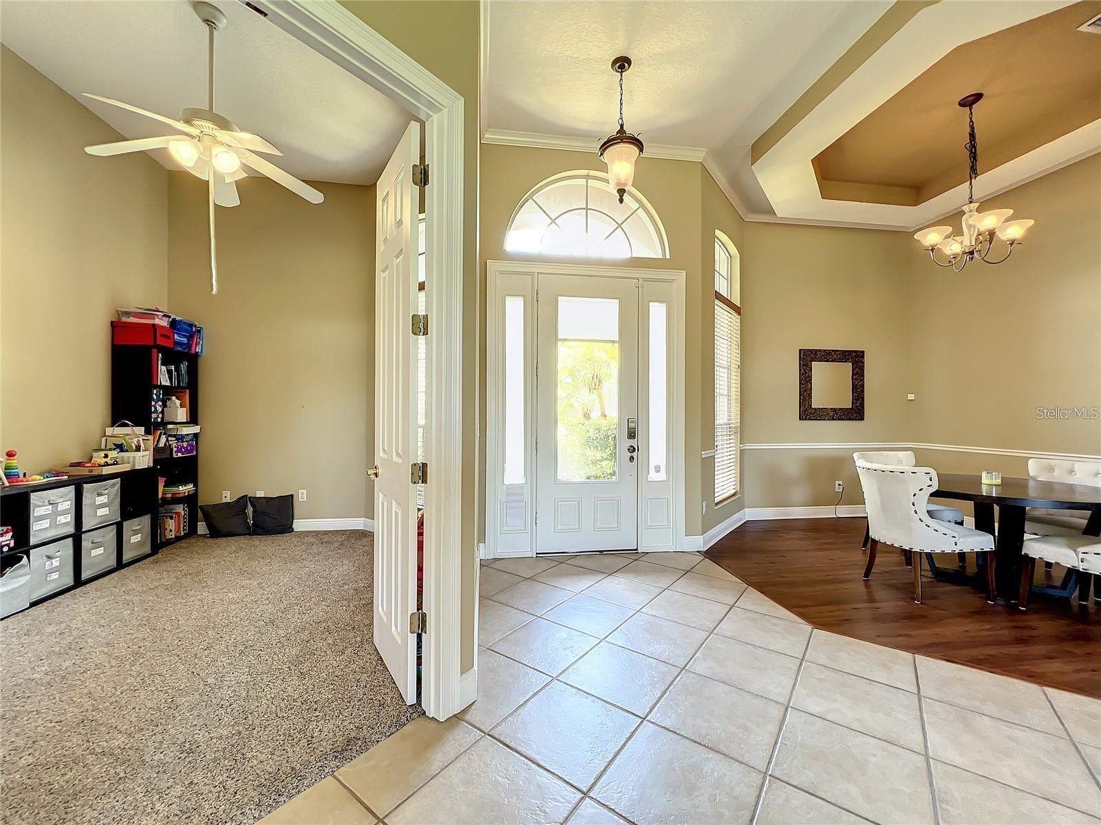Image 7 of 19 For 709 Broadoak Loop