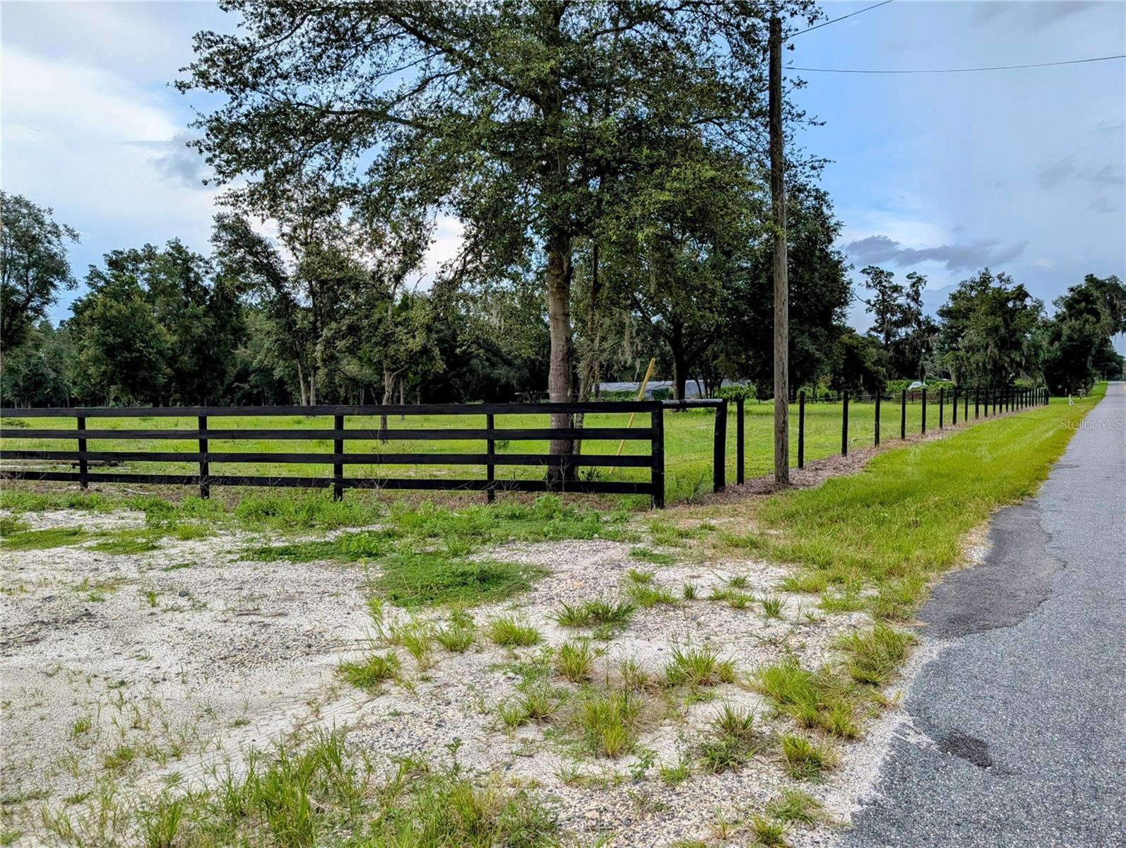 Image 3 of 6 For Peterson Road