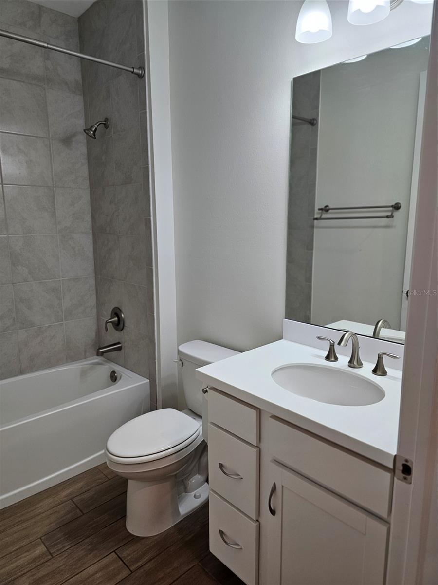 Image 21 of 30 For 125 Soliera Street