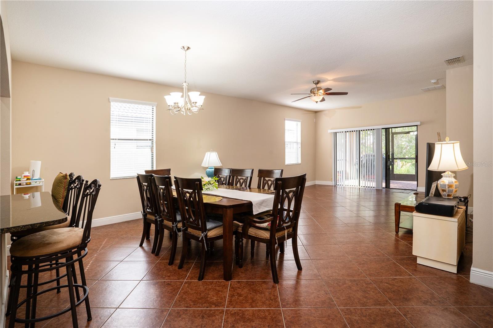 Image 3 of 25 For 1855 Altavista Circle