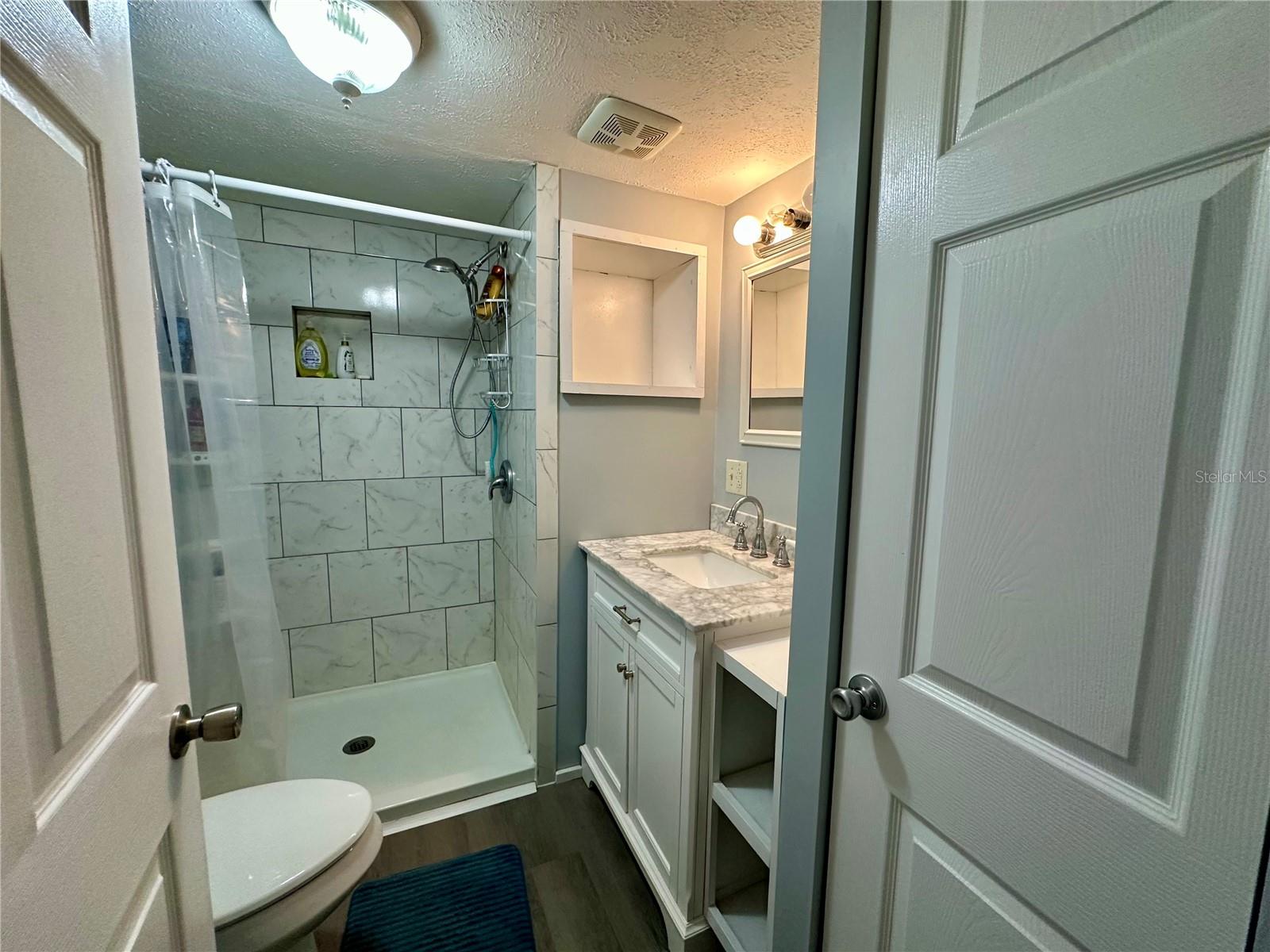 Image 23 of 38 For 55045 6th Street