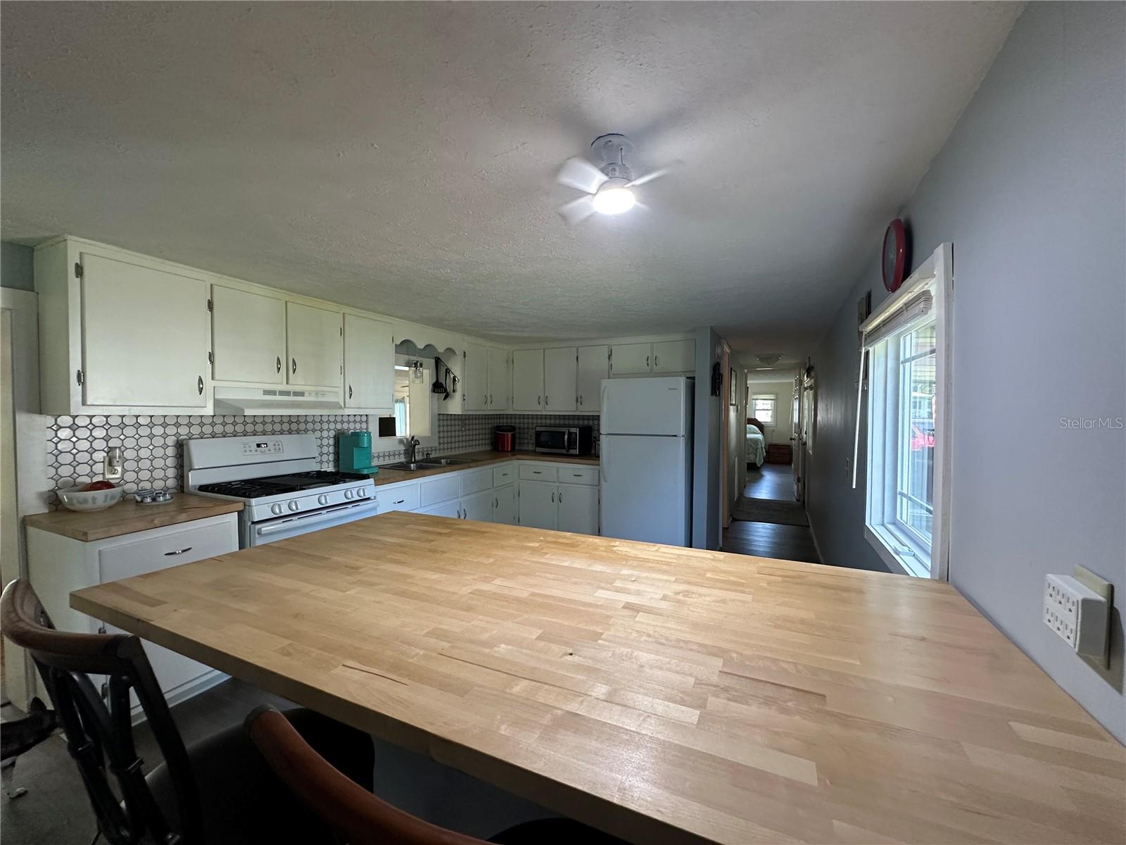 Image 7 of 38 For 55045 6th Street