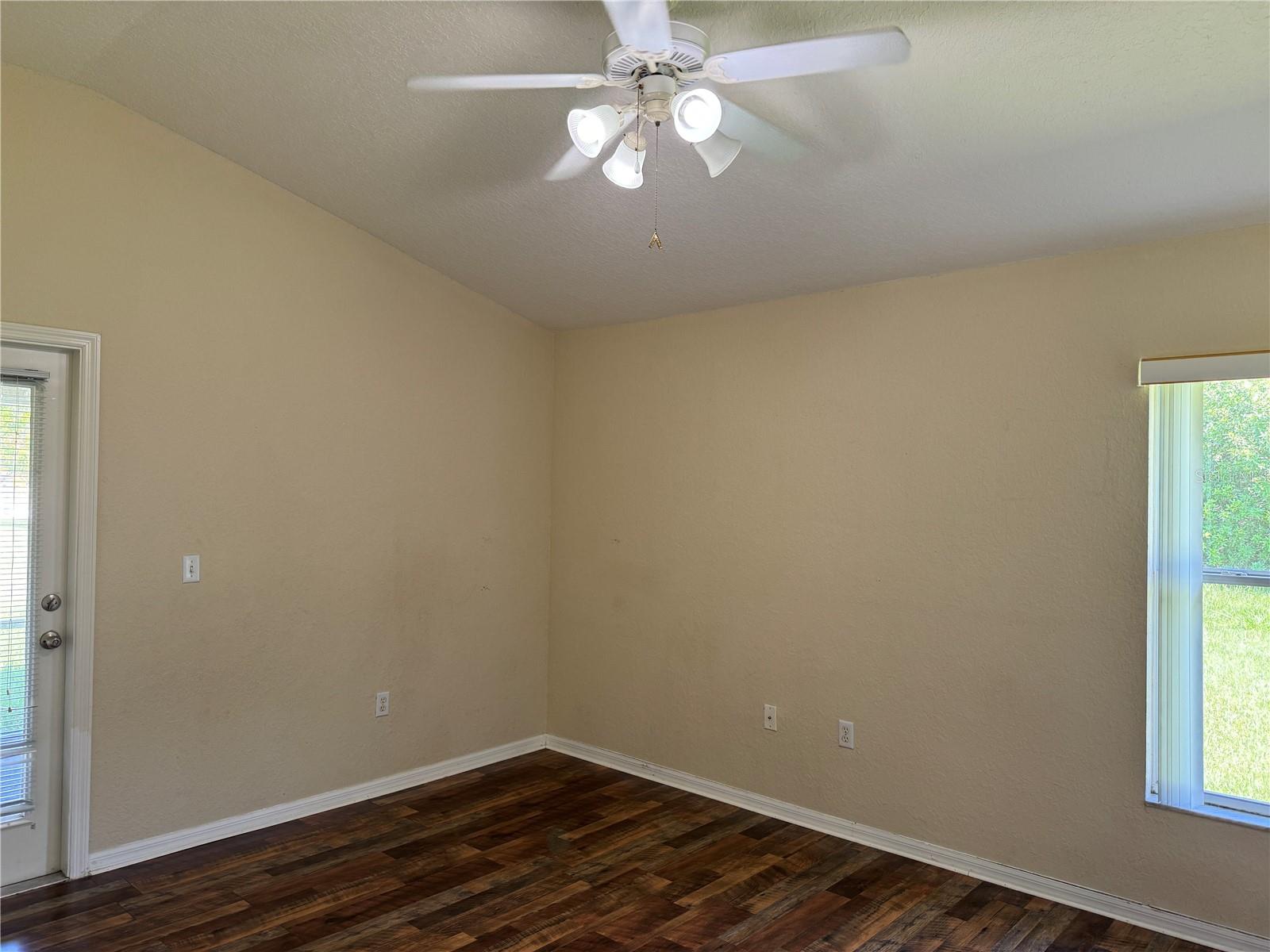 Image 8 of 11 For 1614 Turtle Rock Drive