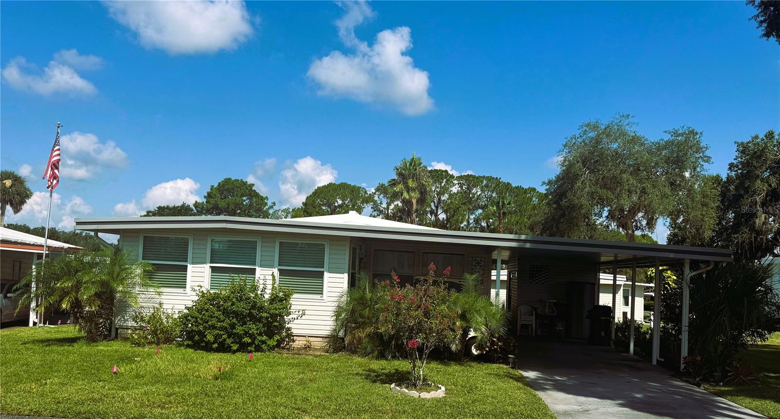 Details for 108 Jacaranda Drive, LEESBURG, FL 34748