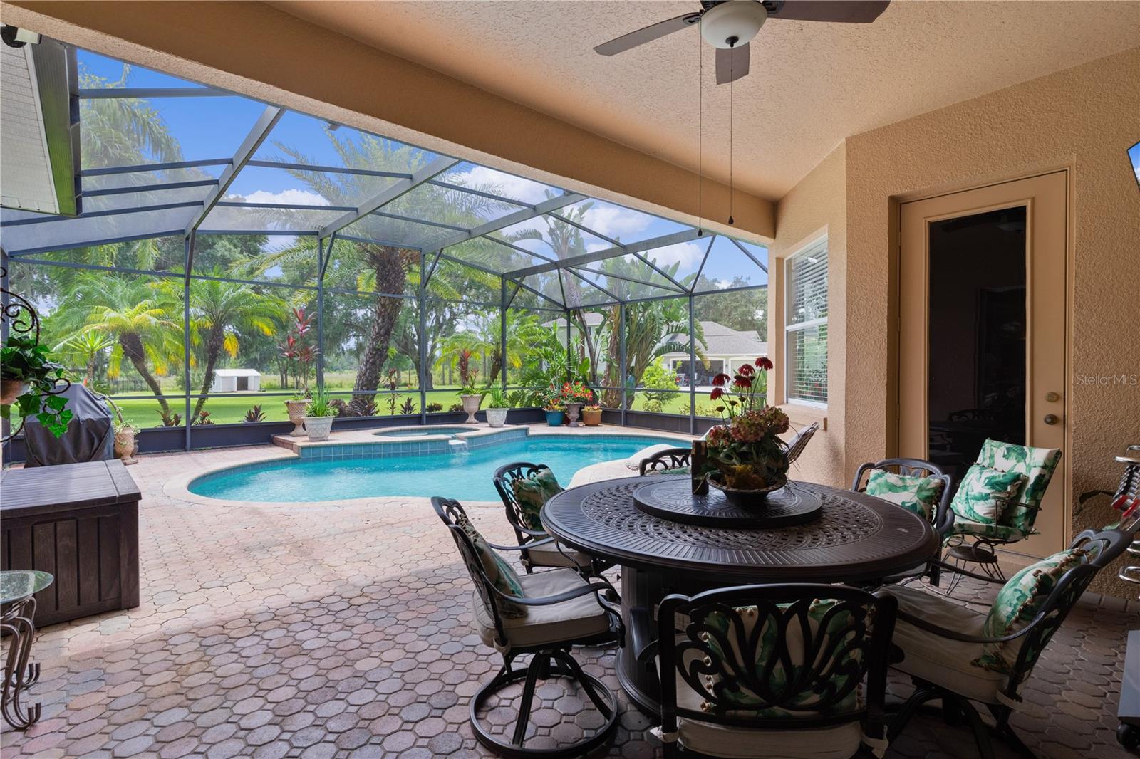 Image 42 of 55 For 11209 Arrowtree Blvd