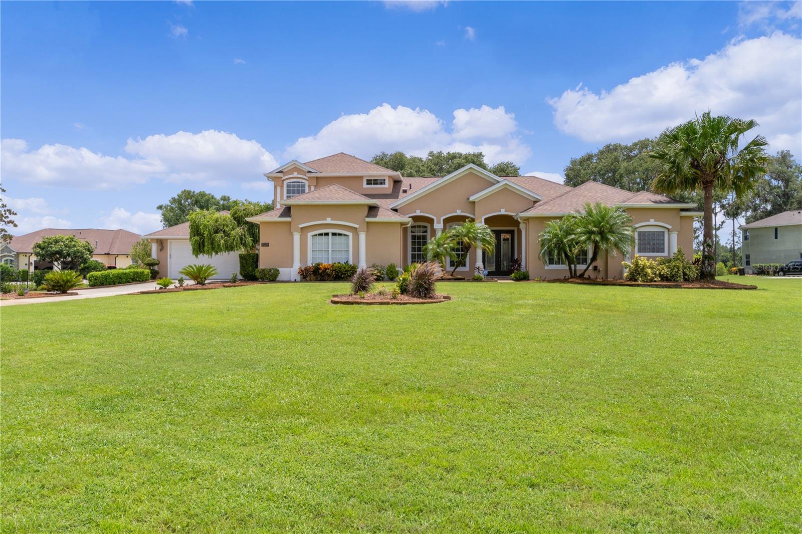 Image 5 of 55 For 11209 Arrowtree Blvd