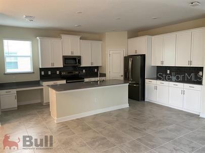 Image 9 of 19 For 11160 Longleaf Woods Drive