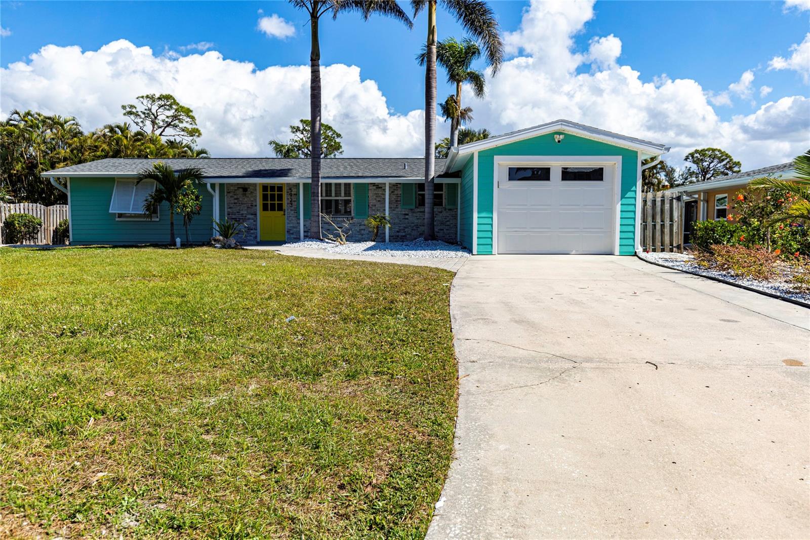 Details for 5923 Briarwood Avenue, SARASOTA, FL 34231
