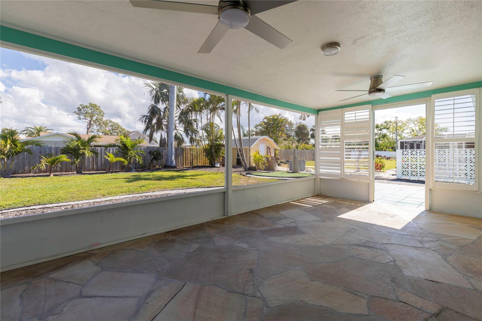 Image 11 of 40 For 5923 Briarwood Avenue