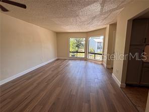 Image 6 of 20 For 4318 Aqua Vista Drive K