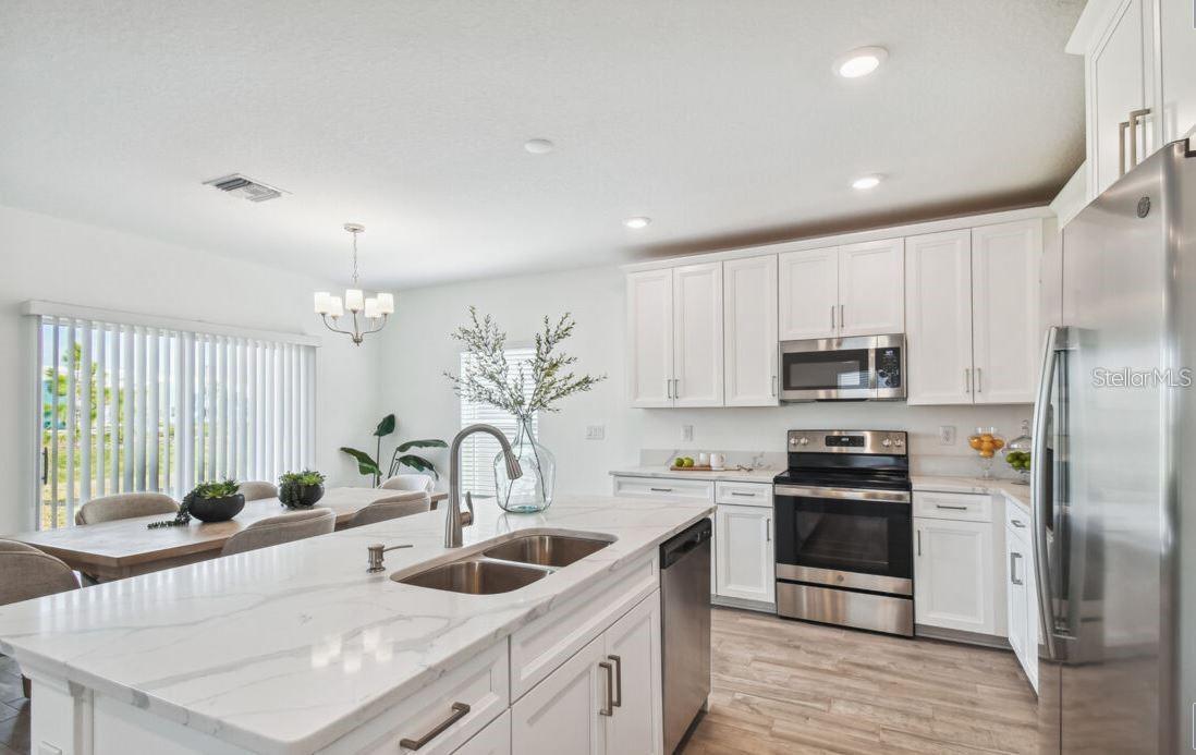 Image 6 of 11 For 16806 Fiesta Drive
