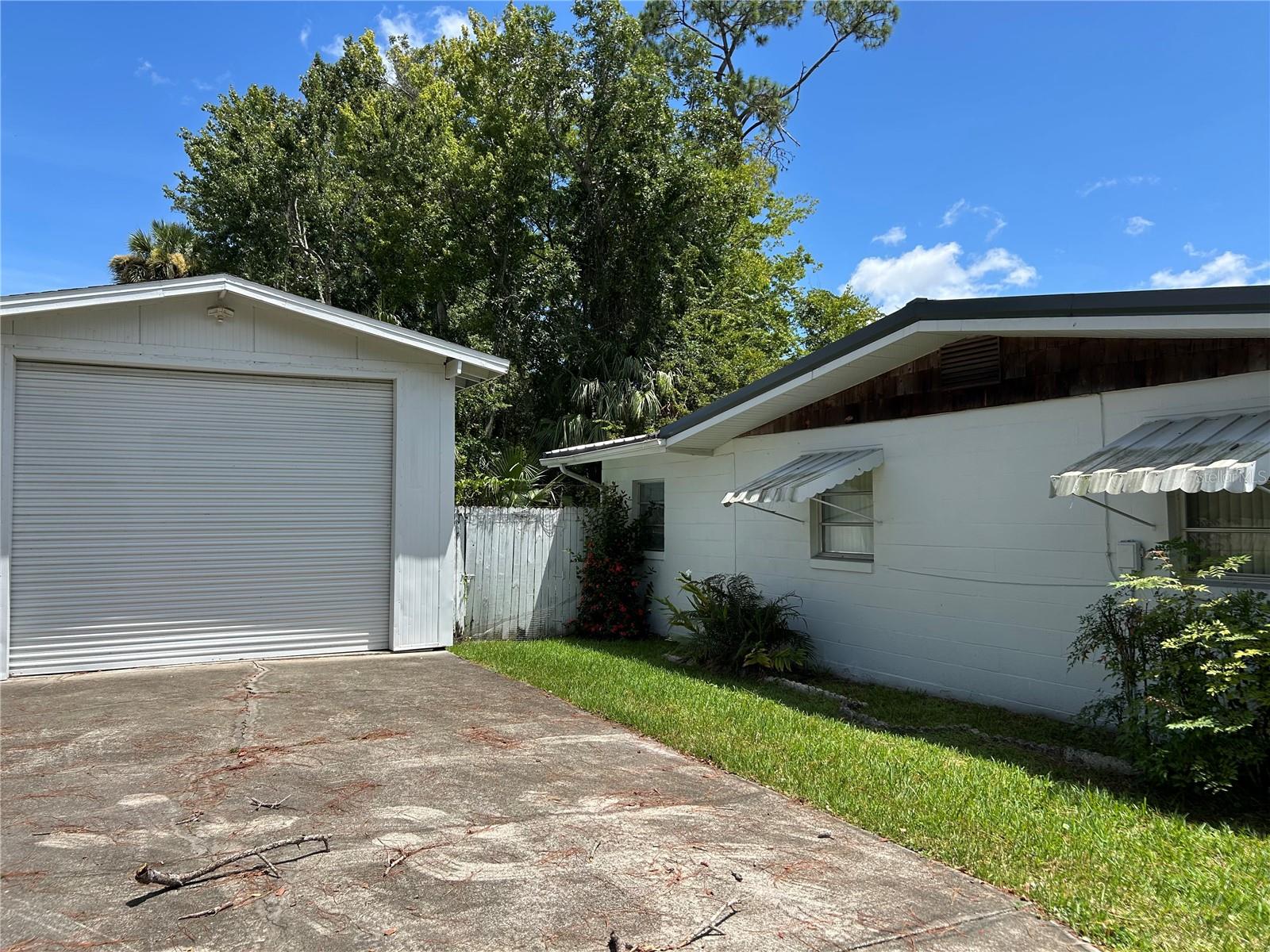 Image 4 of 12 For 24121 Armadillo Road