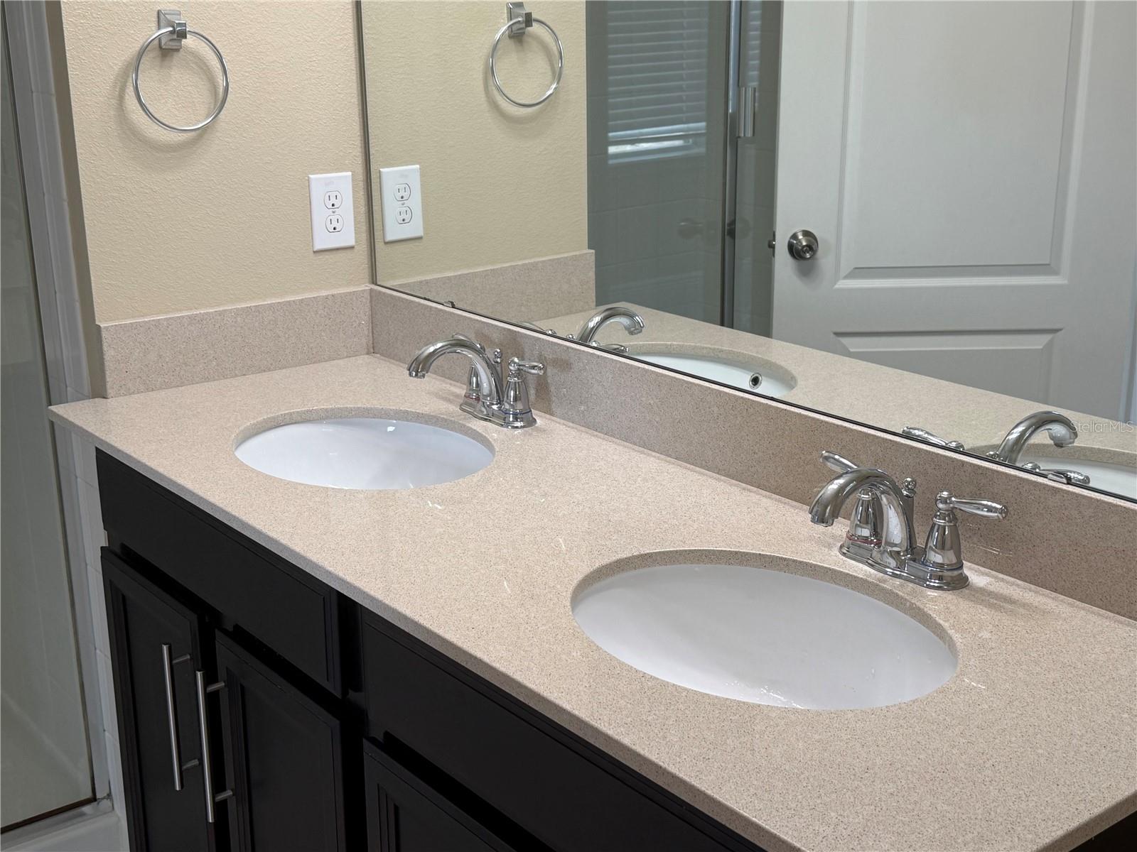Image 12 of 24 For 7719 Maslin Street