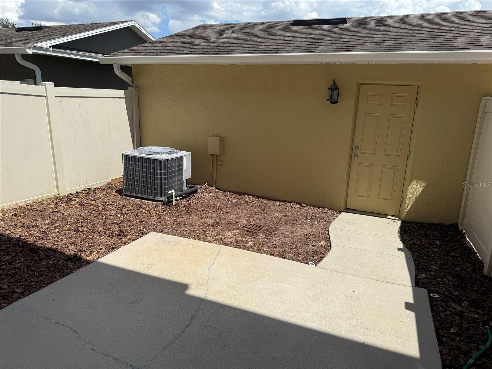 Image 21 of 24 For 7719 Maslin Street