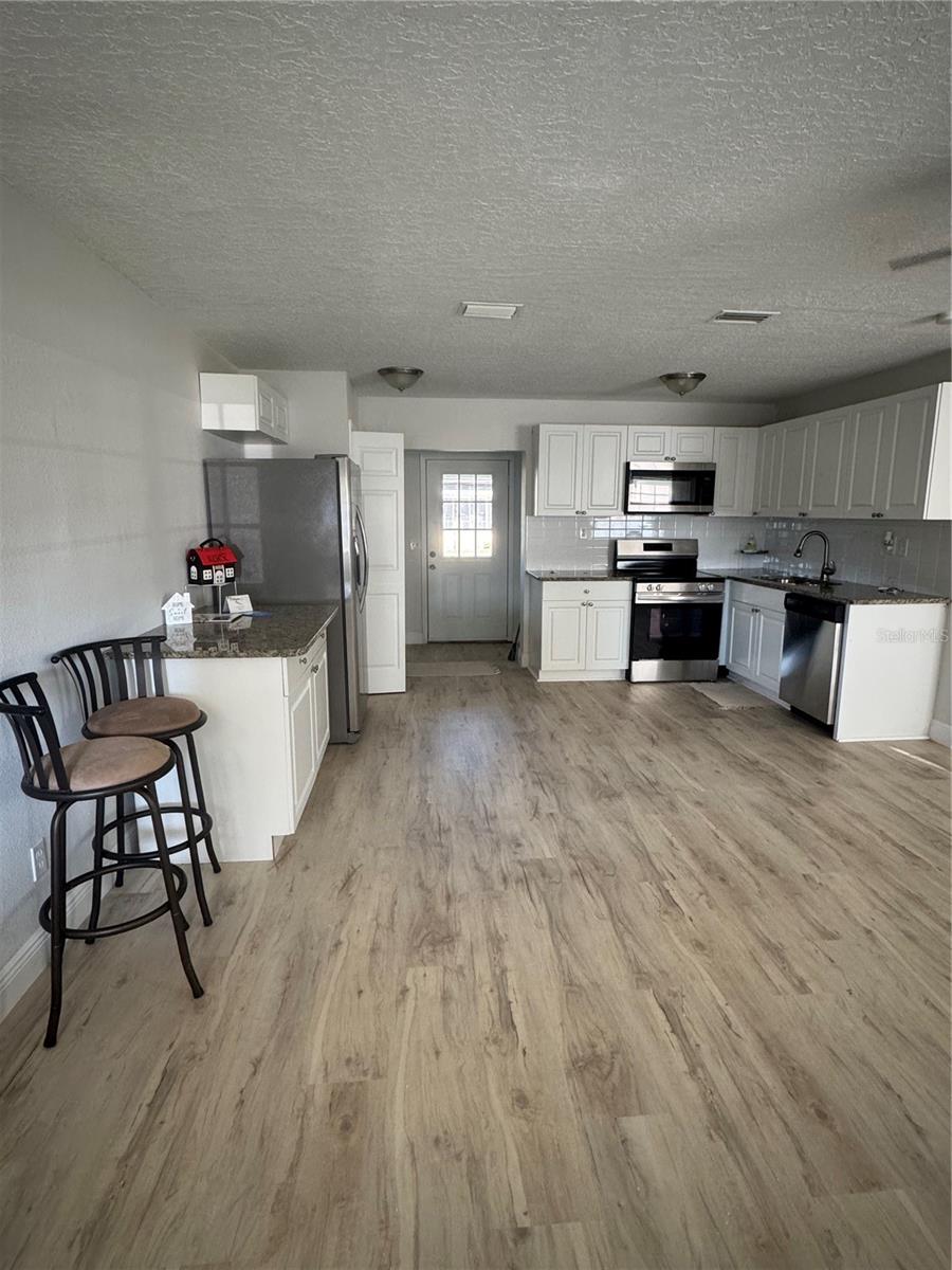 Image 31 of 31 For 2336 Nansen Avenue