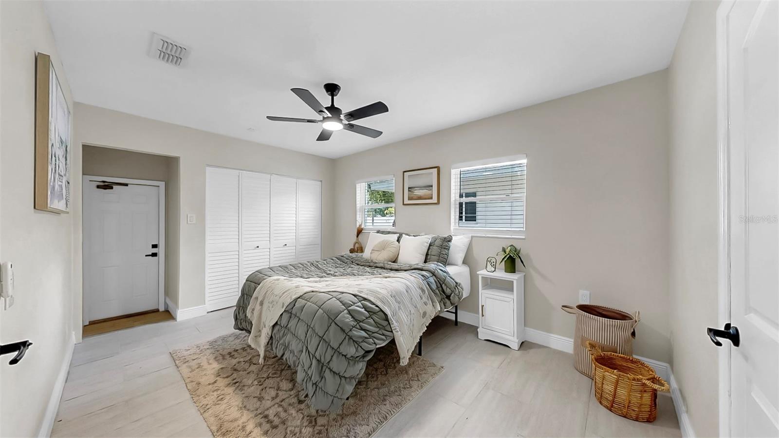 Image 16 of 24 For 636 41st Avenue Ne