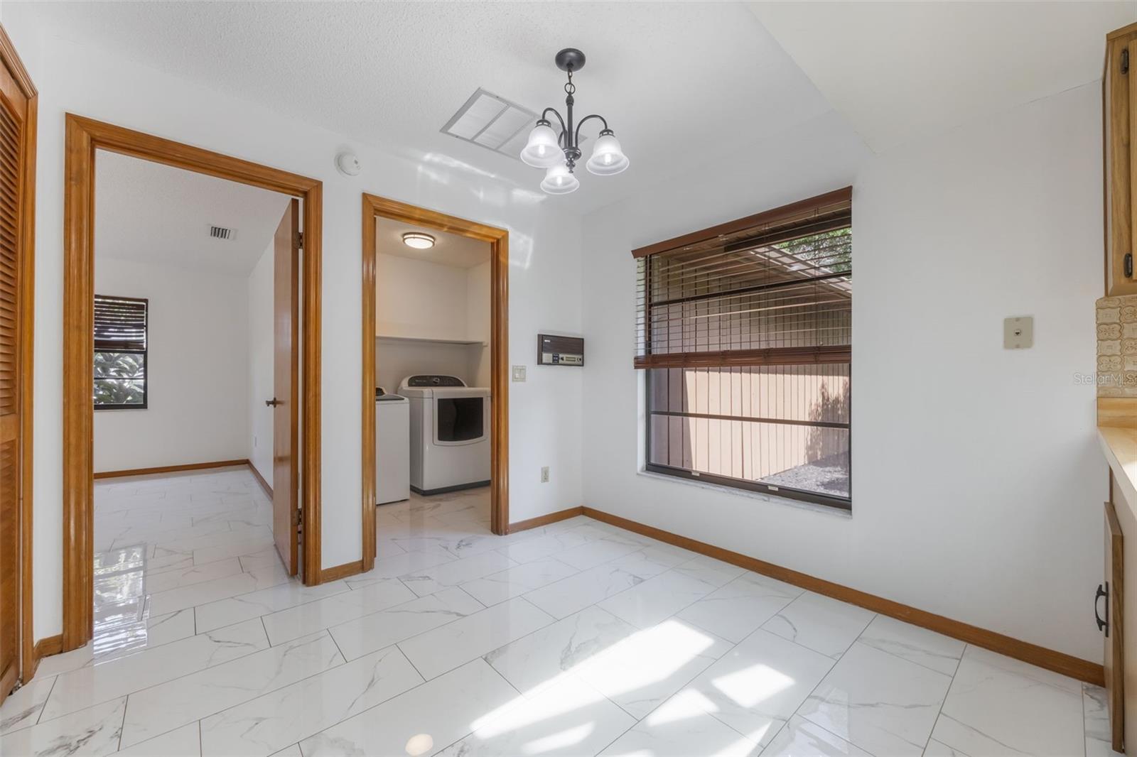 Image 10 of 56 For 1207 Winter Springs Boulevard