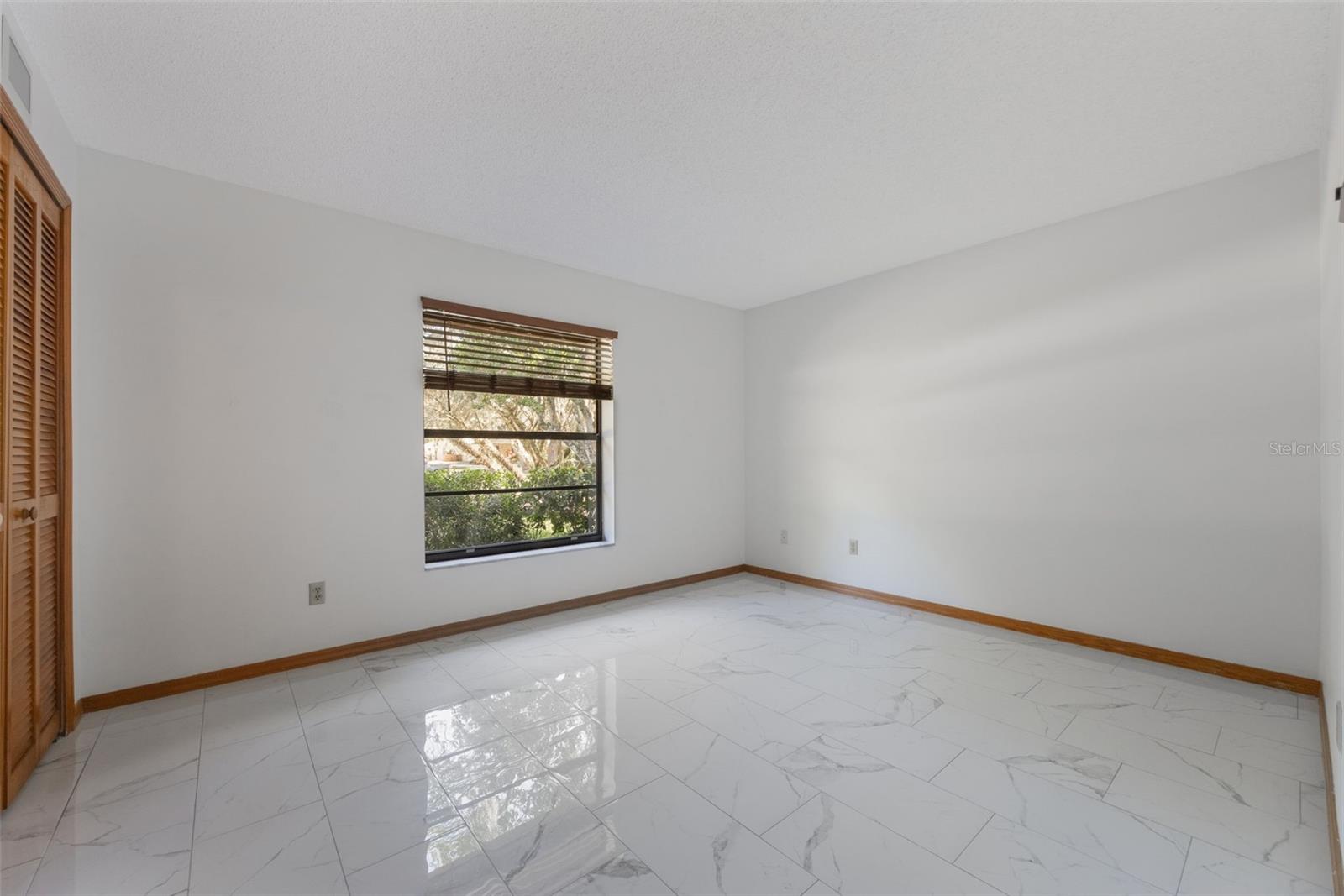 Image 22 of 56 For 1207 Winter Springs Boulevard