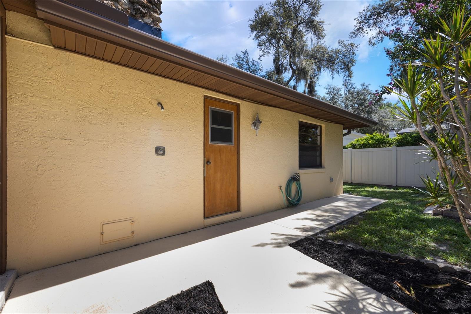 Image 28 of 56 For 1207 Winter Springs Boulevard