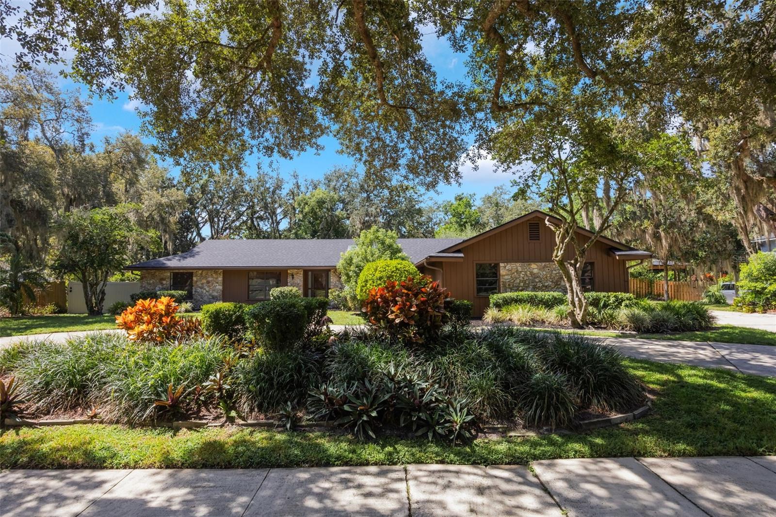 Image 42 of 56 For 1207 Winter Springs Boulevard