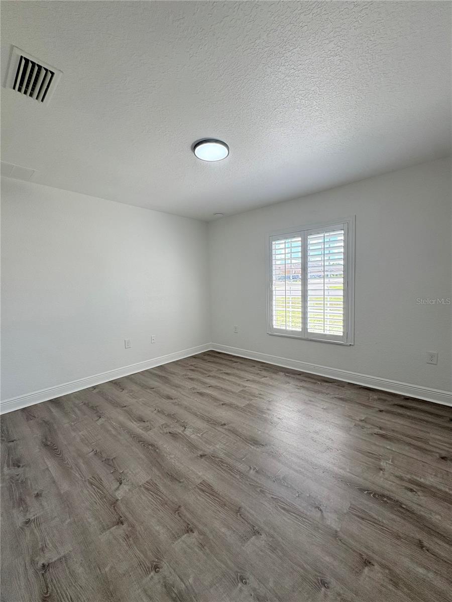 Image 16 of 25 For 1075 65th Circle
