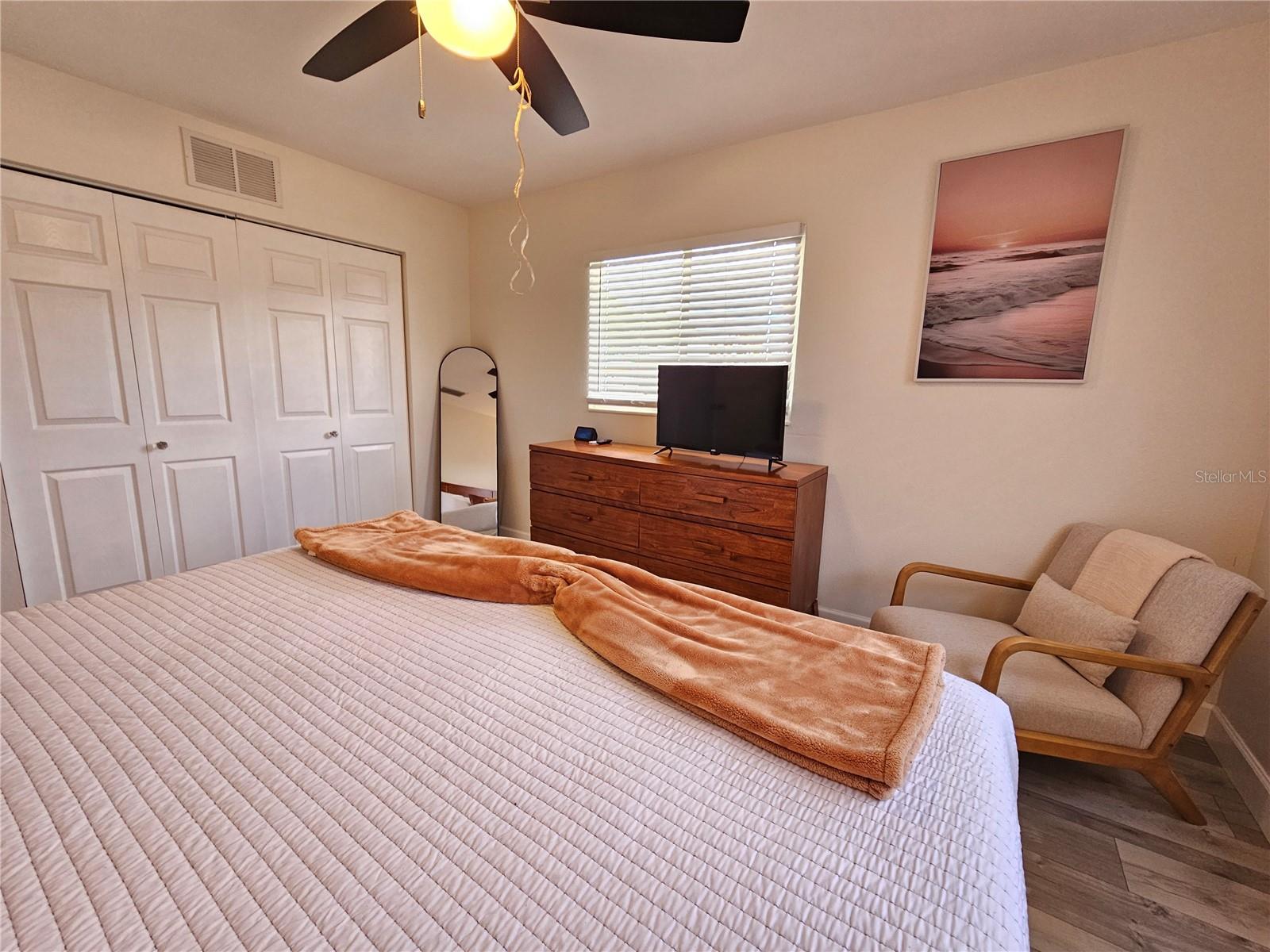Image 15 of 24 For 6442 Colonial Drive