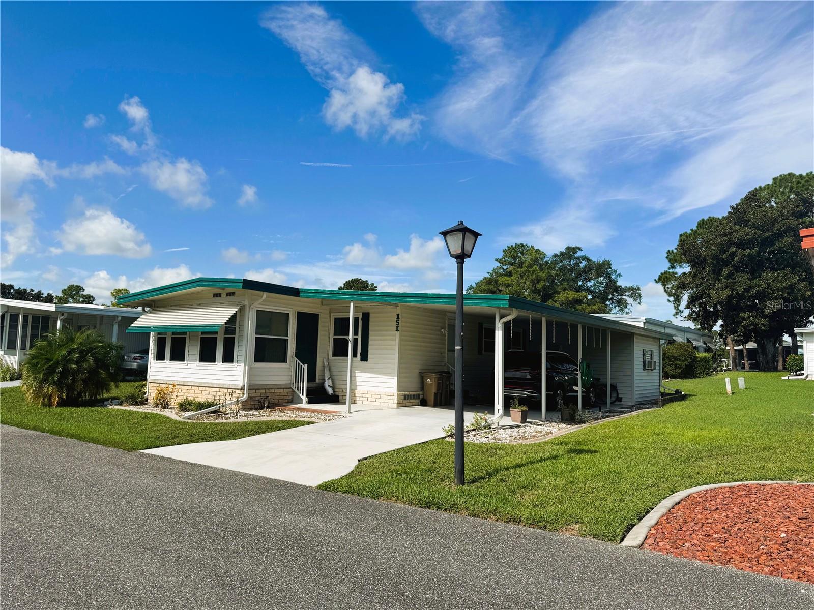 Image 2 of 30 For 151 Hibiscus Way