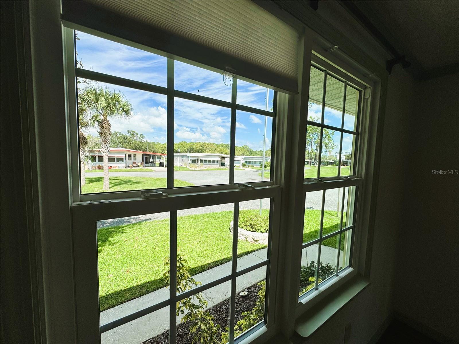 Image 21 of 44 For 518 Hawthorne Boulevard