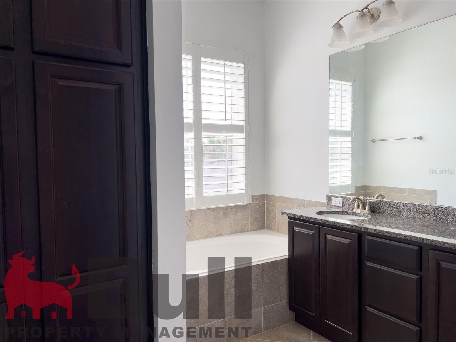 Image 18 of 49 For 14014 Dunant Lane